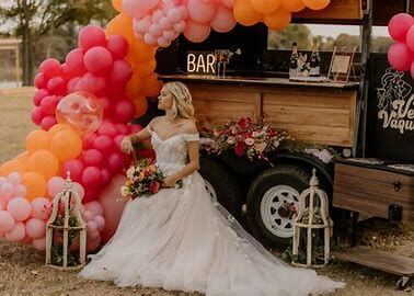 wedding dress, beautiful bride Wedding venue on a lake in Texas. Wedding mobile bar in Dallas.