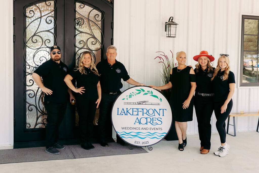 Dallas wedding venue blog about how to prioritize which vendors to book first for your dream wedding in Dallas, Texas, booking a Texas venue, booking your vendors, wedding vendors, wedding venues, Texas wedding vendors 1