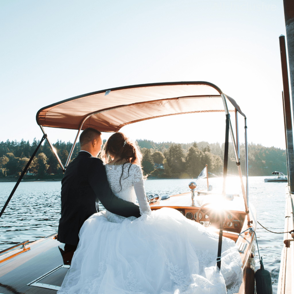 lake wedding, wedding exit by boat, wedding venue on water, boat exit from wedding, wedding venue near Dallas, Corsicana wedding venue, East Texas wedding venue