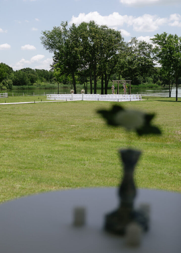 modern wedding venue near Dallas, chic wedding decor, black and white wedding 2