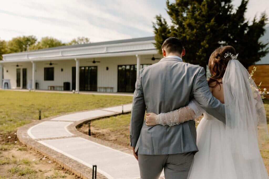 Things to do in Corsicana Tx, engagement photo locations, wedding venue, Corsican wedding venue, West Texas wedding venue, Dallas wedding venue, Texas wedding venue, wedding locations, wedding spaces, wedding spot, affordable wedding venue, wedding ceremony, wedding reception