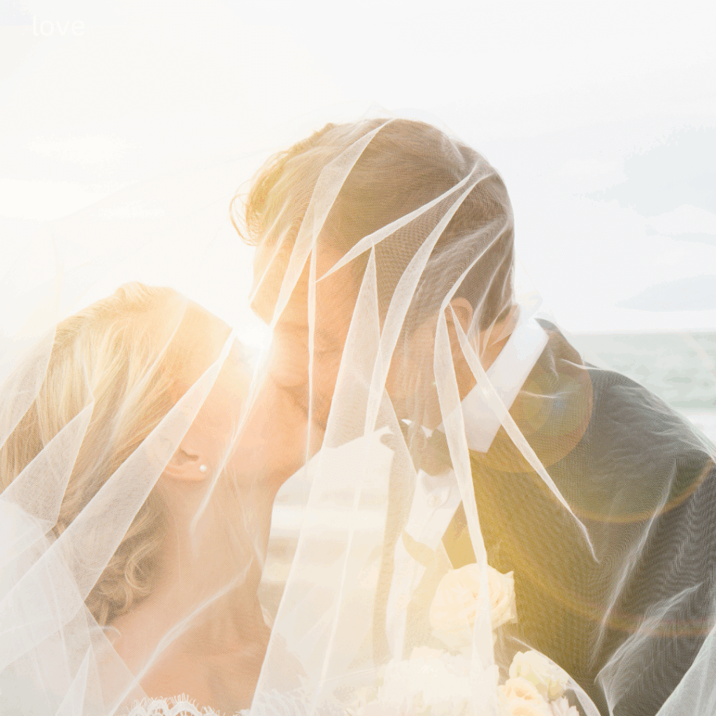 Texas Morning wedding, morning wedding timeline, summer wedding vibes, wedding venue in Dallas, Texas lake wedding venue