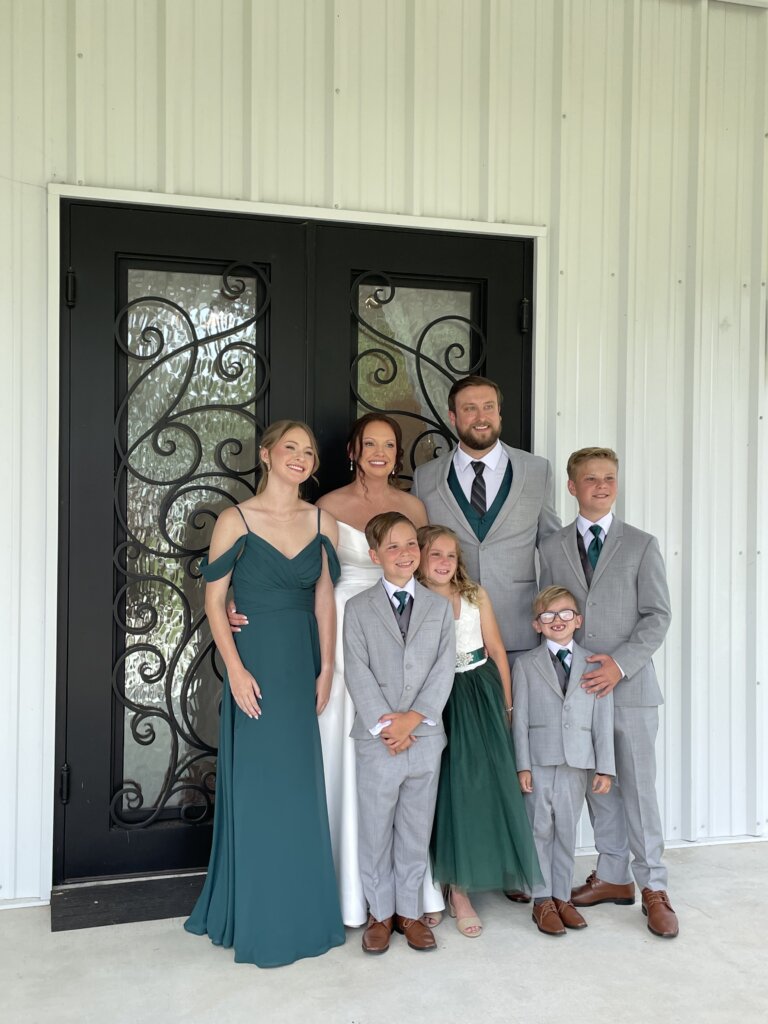 Vow renewal ceremony at Lakefront Acres on Richland Chambers Lake