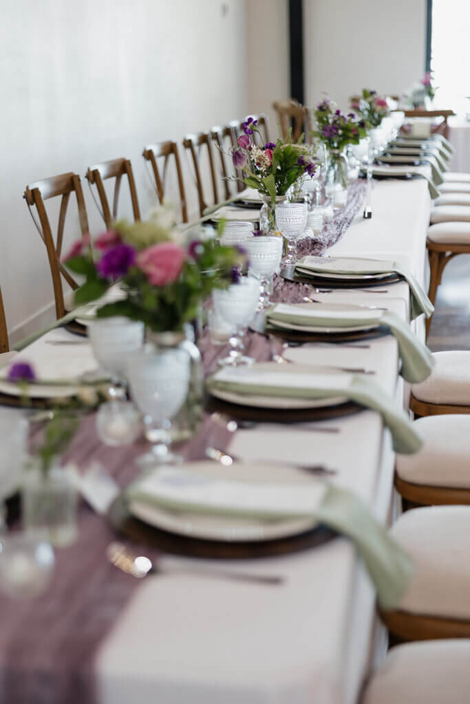 Customizable wedding décor at Lakefront Acres