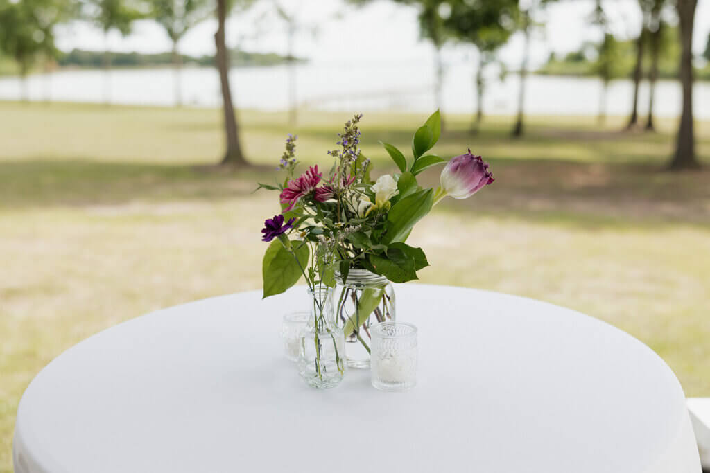Lakefront Acres North Texas wedding venue overlooking the lake